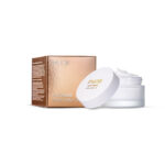 Hydrobase under Make up